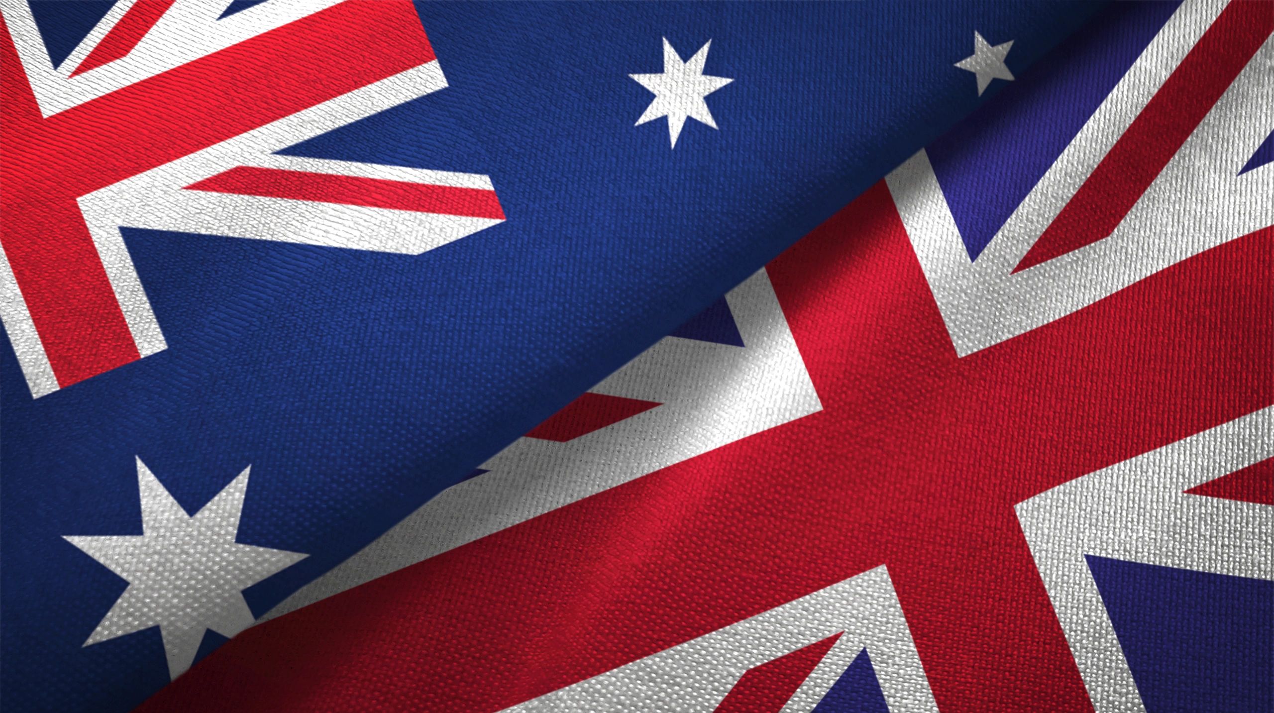 happy UK migrants in Australia